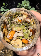 Nano’s Premium Honey Nut Mix