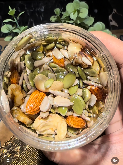 Nano’s Premium Honey Nut Mix