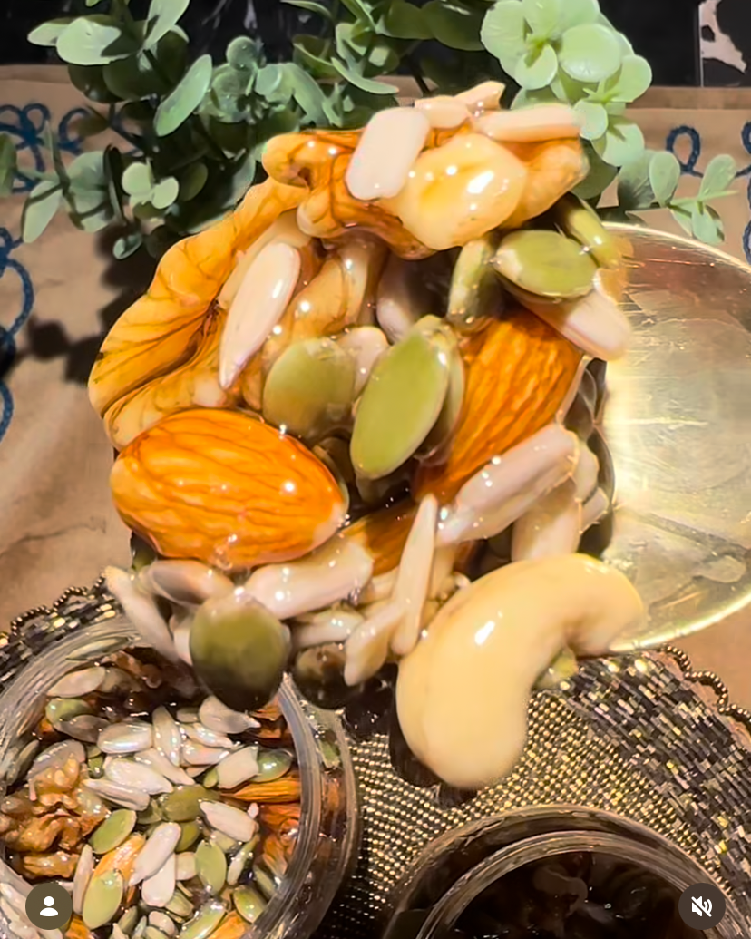 Nano's Mixed Honey Nuts